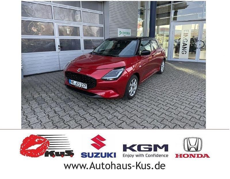 Gebraucht Suzuki Swift Comfort 83 PS (61 kW) 2025 Rot Kleinwagen