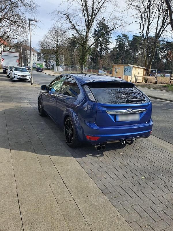 Gebraucht Ford Focus 101 PS (74 kW) 2009 Coupé