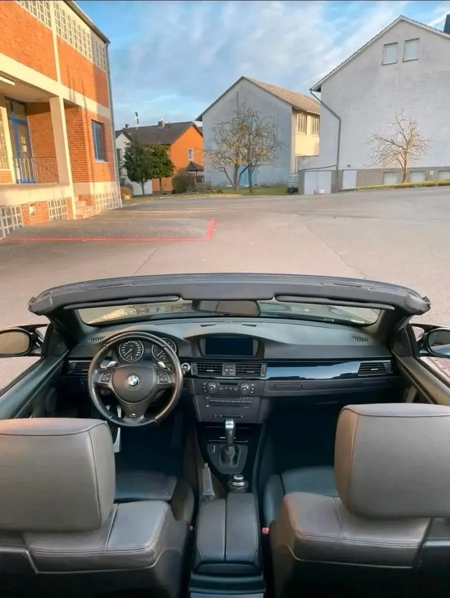 Gebraucht BMW 335 Cabriolet 306 PS (225 kW) 2007 Schwarz Cabrio