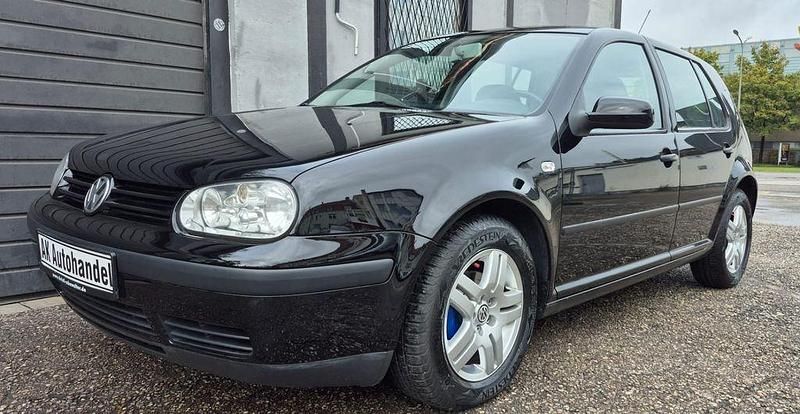 Schwarz Gebraucht 2001 VW Golf IV Comfortline Limousine | 2.790 € (Etwas zu teuer) - Bild 1/4