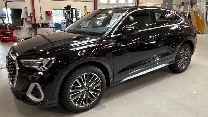 Schwarz Gebraucht 2025 Audi Q3 Sportback S-Line SUV | 37.990 € (Superpreis) - Bild 1/4