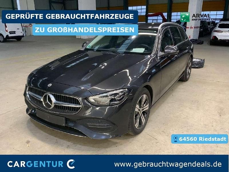 Olivgruen matt Gebraucht 2022 Mercedes C220 Avantgarde Kombi | 25.990 € (Superpreis) - Bild 1/2