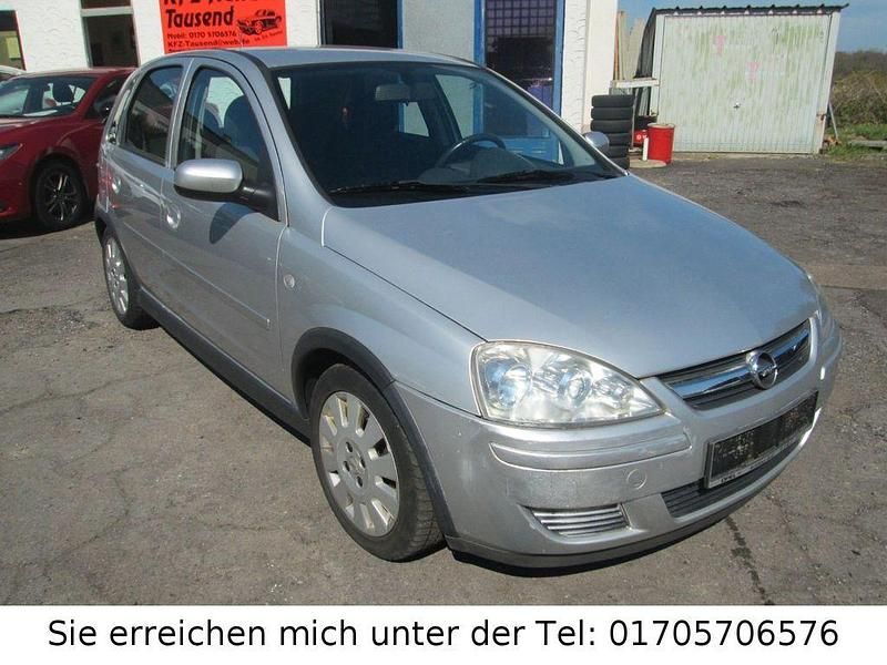 Usata Opel Corsa 75 CV (55 kW) 2004 Argento Utilitaria