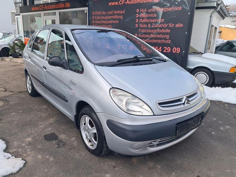 Silber Gebraucht 2001 Citroën Xsara Picasso Van / Kleinbus | 1.499 € (Fairer Preis) - Bild 1/4