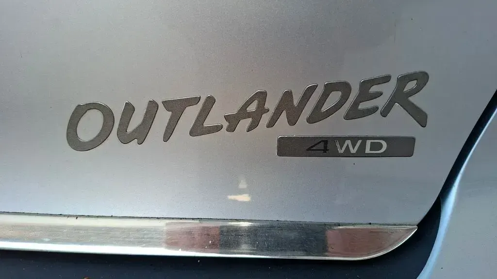 Gebraucht Mitsubishi Outlander Top 160 PS (117 kW) 2005 Silber SUV