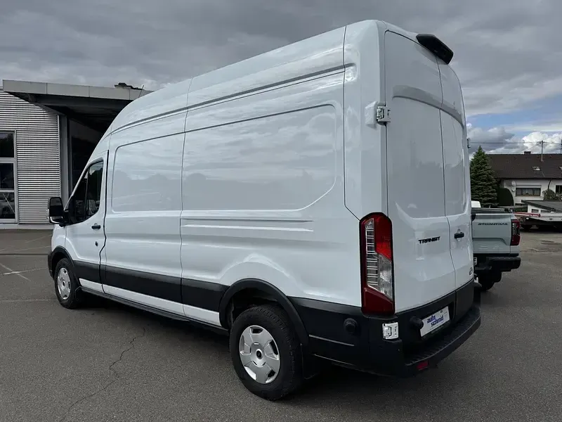 Gebraucht Ford Transit Trend 131 PS (96 kW) 2025 Frostweiß Van
