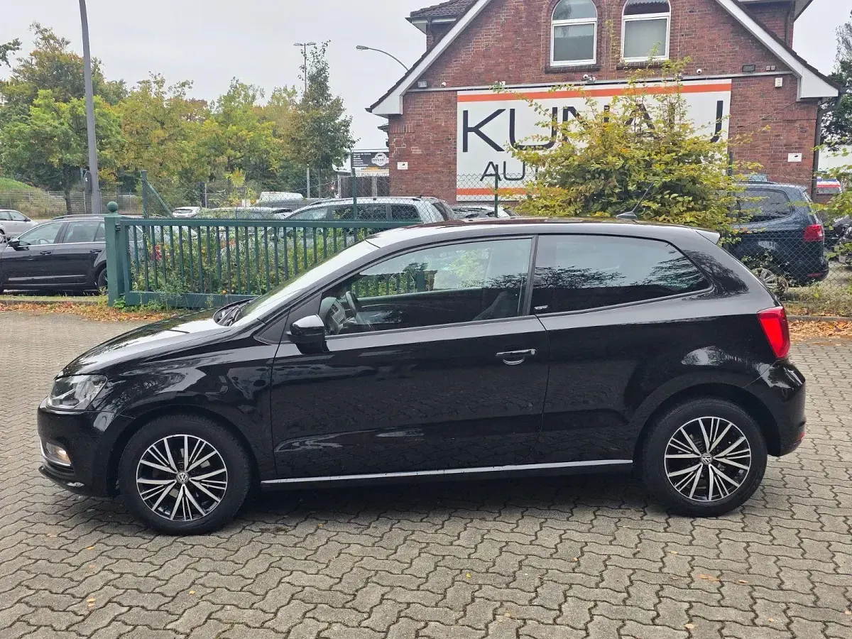 Gebraucht VW Polo Allstar 90 PS (66 kW) 2016 Schwarz Kleinwagen