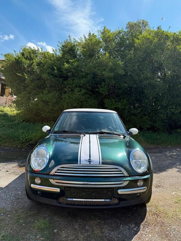 Grün Gebraucht 2003 Mini Cooper Kleinwagen | 2.200 € (Fairer Preis) - Bild 1/4