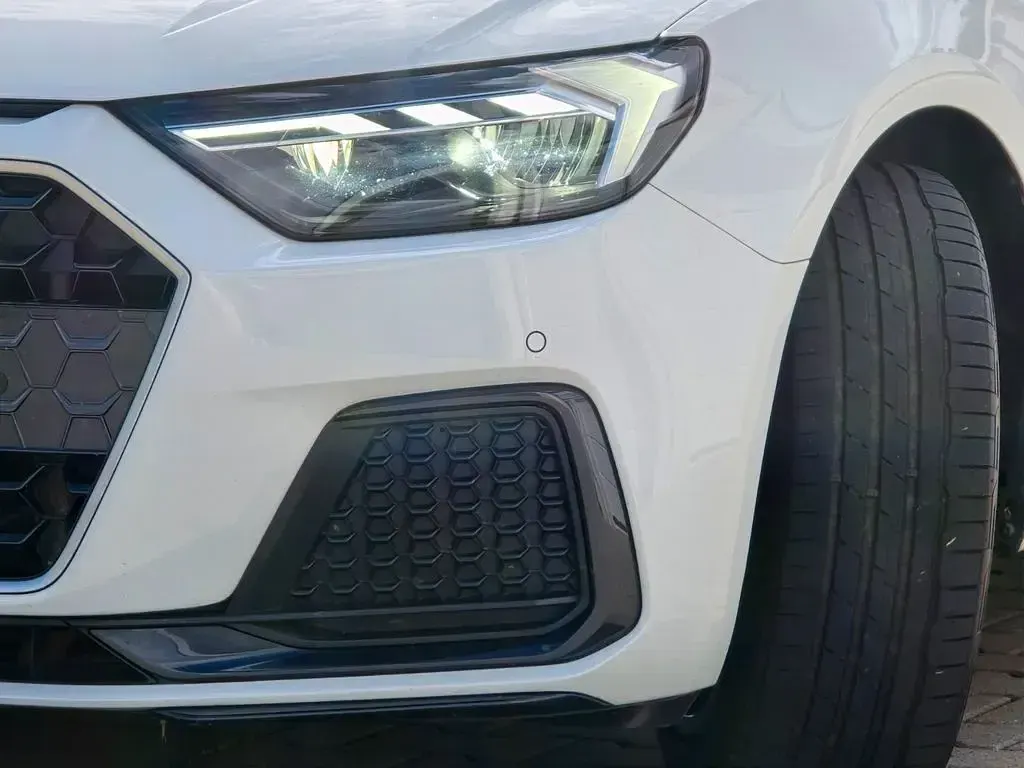 Gebraucht Audi A1 Sportback Advanced 150 PS (110 kW) 2021 Weiß Kleinwagen