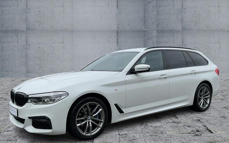 Gebraucht BMW 540 Shadowline 320 PS (235 kW) 2019 Weiß Kombi