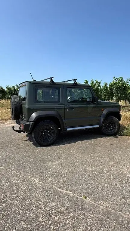 Gebraucht Suzuki Jimny 102 PS (75 kW) 2023 Grün SUV