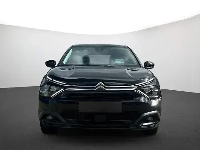 Gebraucht Citroën C4 PureTech 131 PS (96 kW) 2024 Lackierung schwarz perla nera/typ aussenverkleidung metalliclackierung SUV