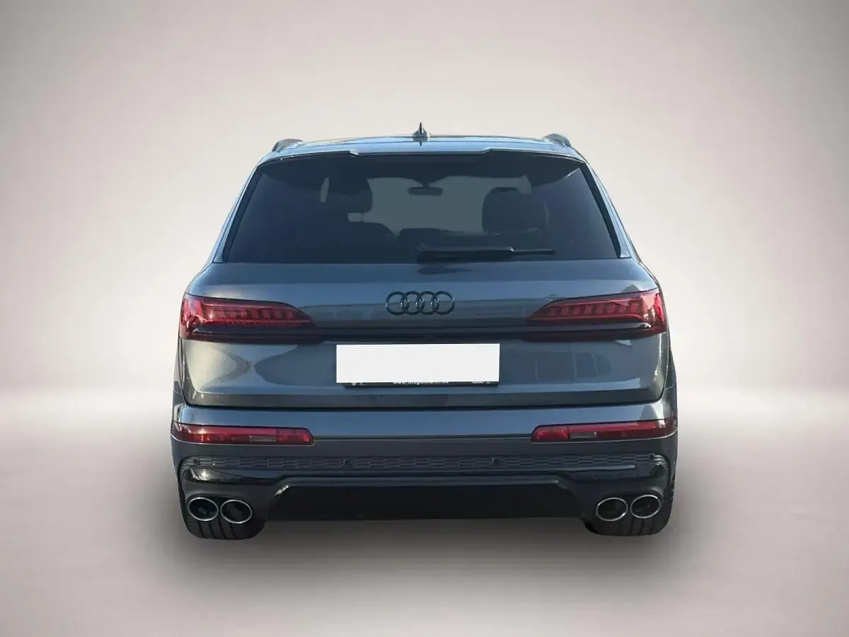 Gebraucht Audi SQ7 Competition 507 PS (372 kW) 2023 Manufacturer SUV