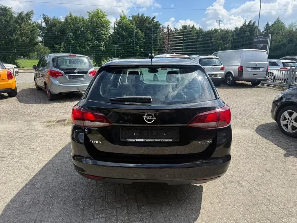 Gebraucht Opel Astra 150 PS (110 kW) 2017 Black meet kettle Kombi