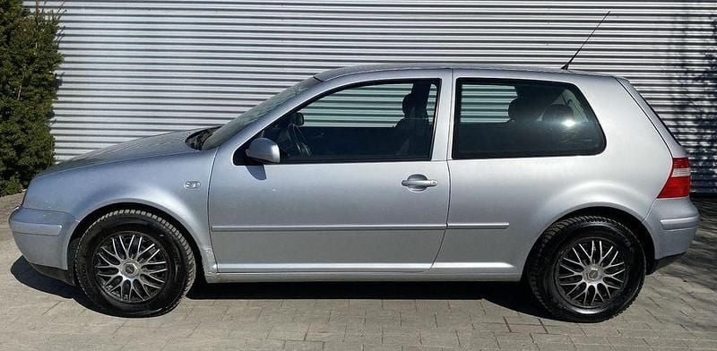 Gebraucht VW Golf IV Basis 105 PS (77 kW) 2003 Silber Limousine
