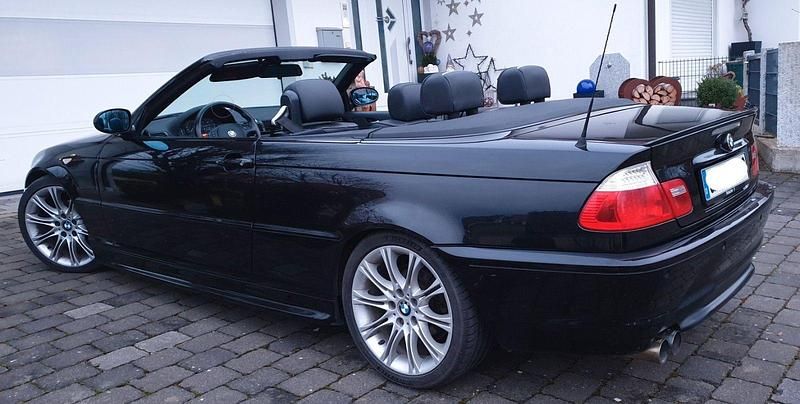 Gebraucht BMW 318 Cabriolet M Sport 143 PS (105 kW) 2004 Schwarz Cabrio