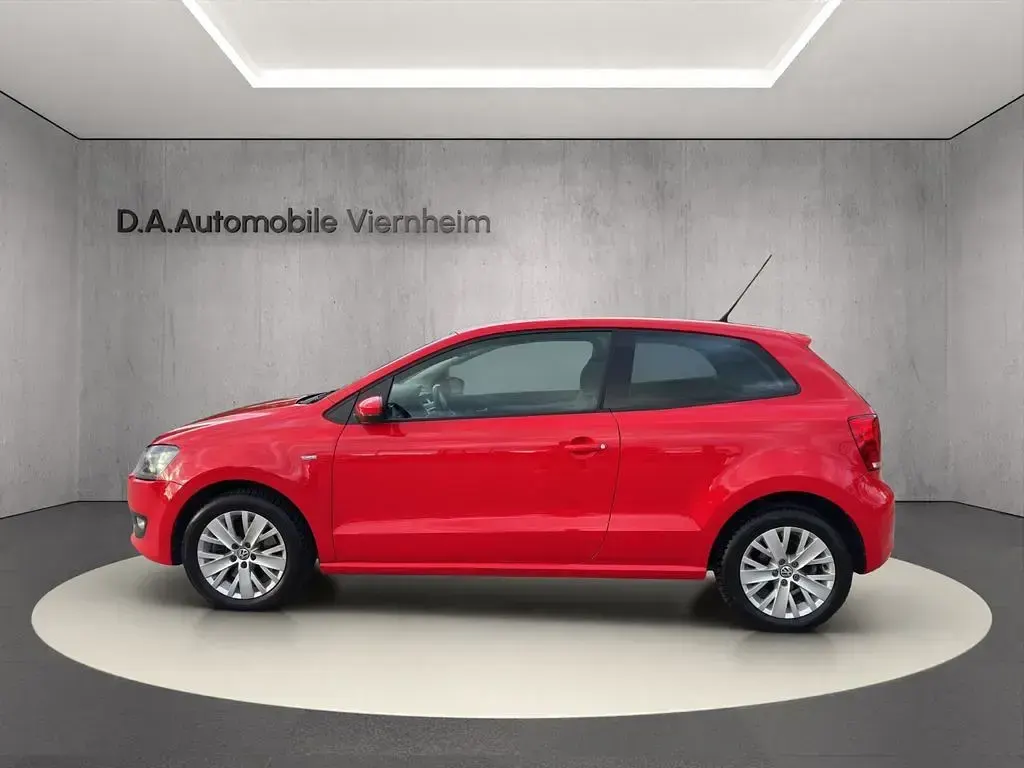 Gebraucht VW Polo Life 105 PS (77 kW) 2013 Rot Kleinwagen