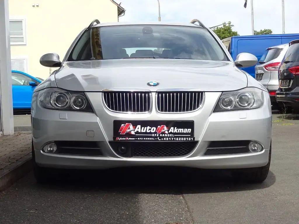 Gebraucht BMW 330 Performance 272 PS (200 kW) 2008 Silber Kombi