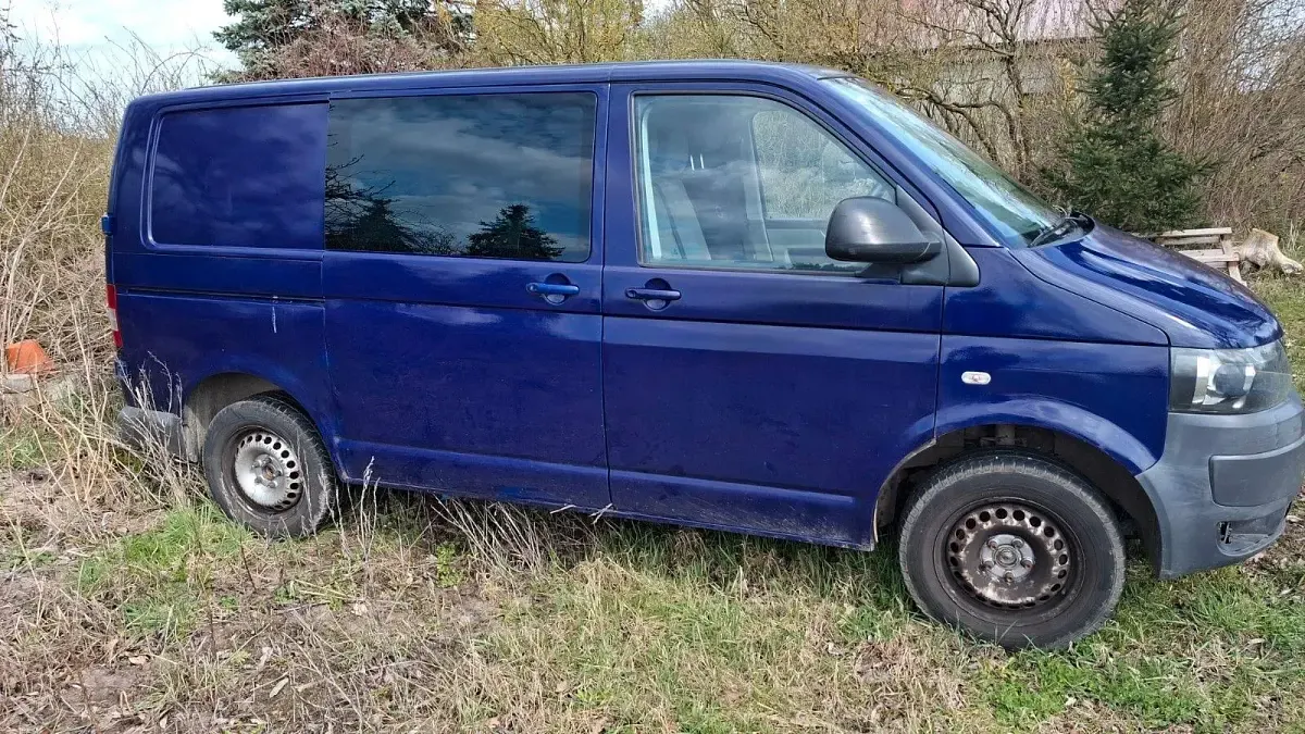 Gebraucht VW Transporter 102 PS (75 kW) 2010 Blau Van