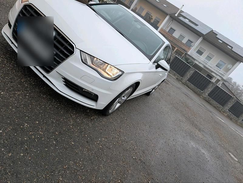 Gebraucht Audi A3 Design 150 PS (110 kW) 2015 Weiß Limousine