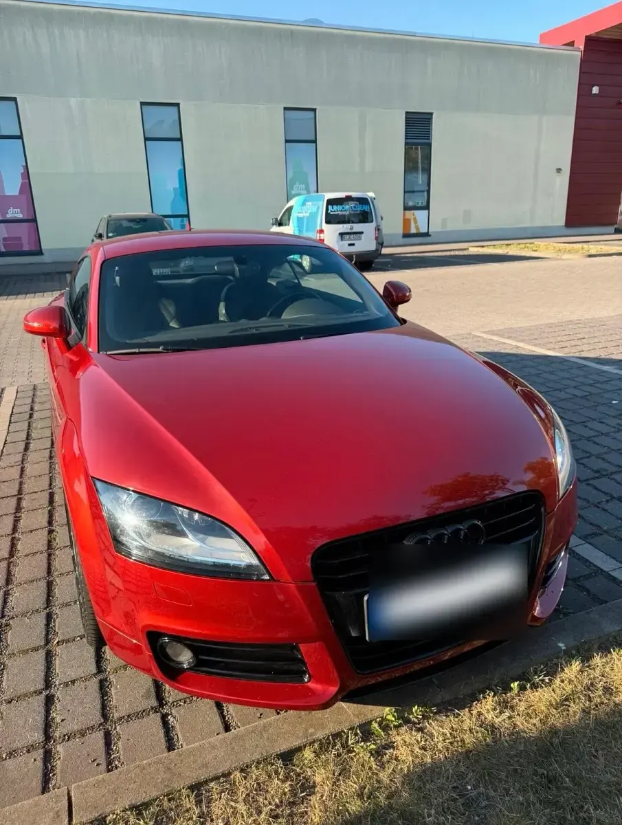 Gebraucht Audi TT Design 160 PS (117 kW) 2011 Rot Coupé