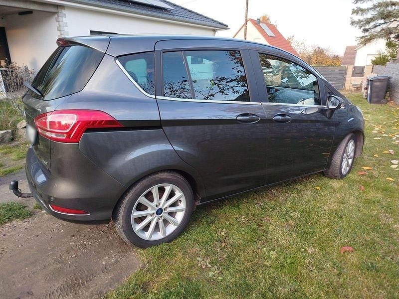 Second-hand Ford B-MAX SYNC Edition 125 CP (91 kW) 2015 Gri Monovolum