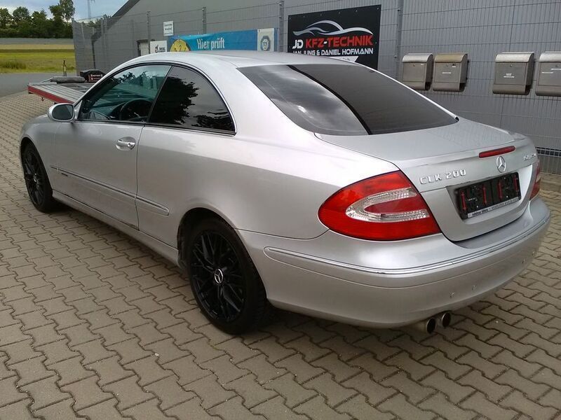 Gebraucht Mercedes CLK200 Avantgarde 163 PS (119 kW) 2003 Silber Coupé