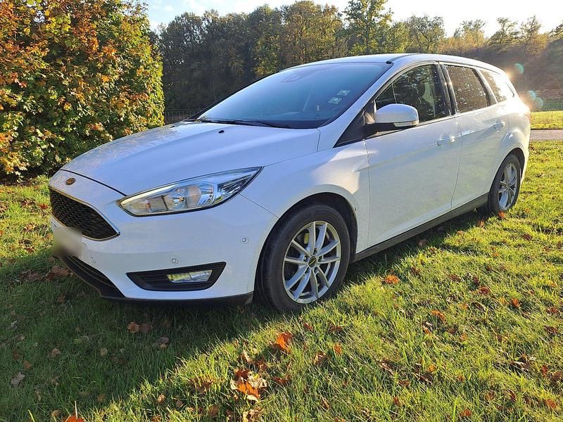 Usata Ford Focus 120 CV (88 kW) 2017 Bianco Station wagon