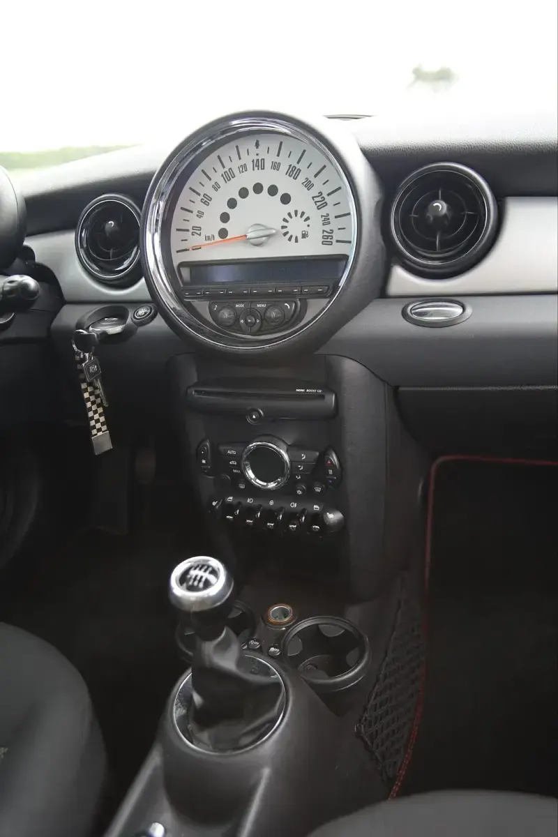 Occasion Mini Cooper 122 ch (89 kW) 2010 Rouge Citadine
