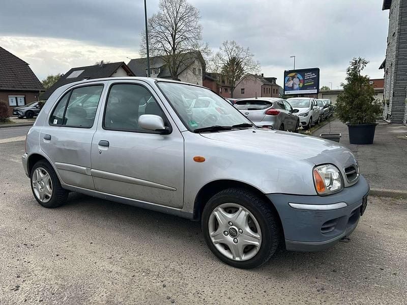 Gebraucht Nissan Micra 60 PS (44 kW) 2002 Silber Kleinwagen