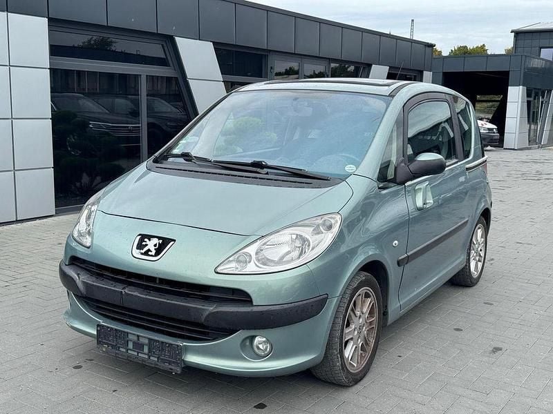 Grau Gebraucht 2005 Peugeot 1007 Premium Kleinwagen | 1.990 € (Guter Preis) - Bild 1/4