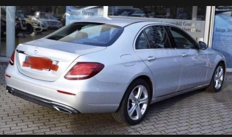 Gebraucht Mercedes E350 258 PS (189 kW) 2016 Grau Limousine