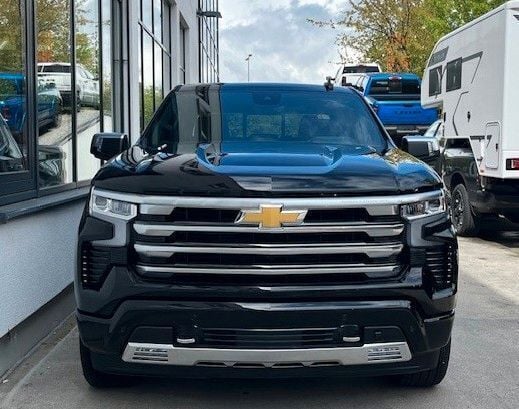 Gebraucht Chevrolet Silverado 309 PS (227 kW) 2024 Schwarz SUV
