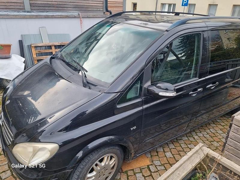 Gebraucht Mercedes Viano 204 PS (150 kW) 2009 Schwarz Van / Kleinbus