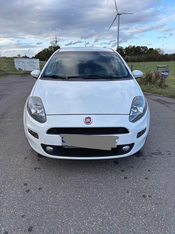 Gebraucht Fiat Punto S 77 PS (56 kW) 2012 Weiß Kleinwagen