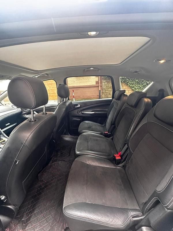 Gebraucht Ford S-MAX S 163 PS (119 kW) 2015 Braun Van / Kleinbus