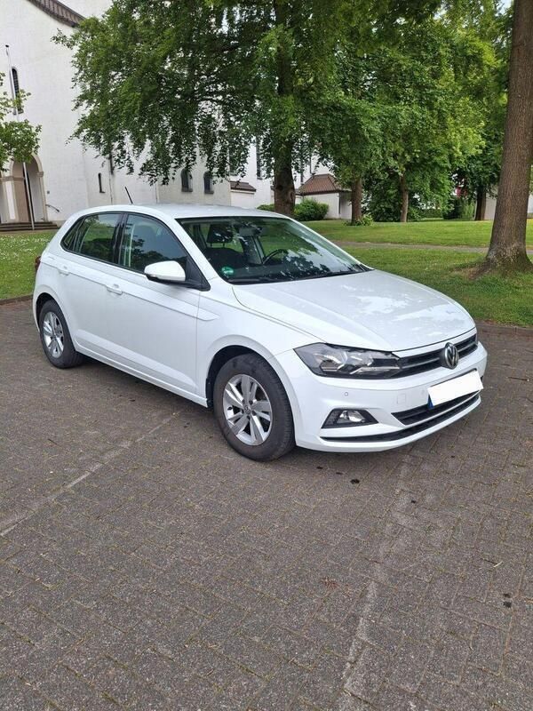 Weiß Gebraucht 2020 VW Polo Comfortline Kleinwagen | 14.700 € (Guter Preis) - Bild 1/4