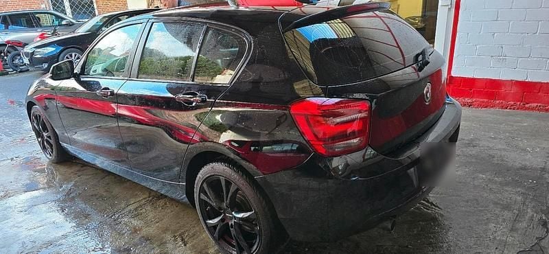 Gebraucht BMW 116 136 PS (100 kW) 2014 Schwarz Kleinwagen