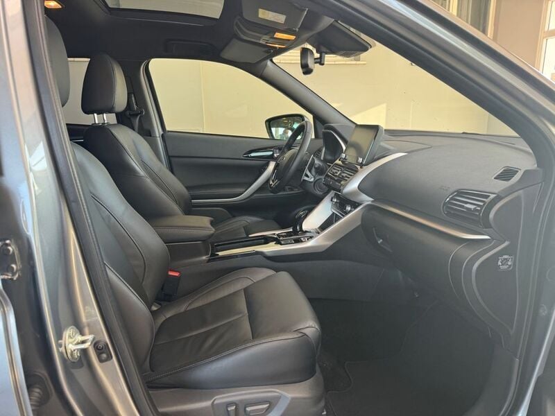 Gebraucht Mitsubishi Eclipse Cross 98 PS (72 kW) 2023 Grau SUV