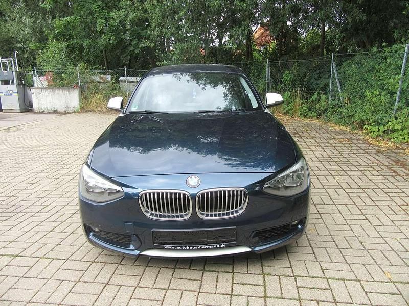 Midnight blue metallic Gebraucht 2013 BMW 116 Kleinwagen | 6.999 € (Guter Preis) - Bild 1/4