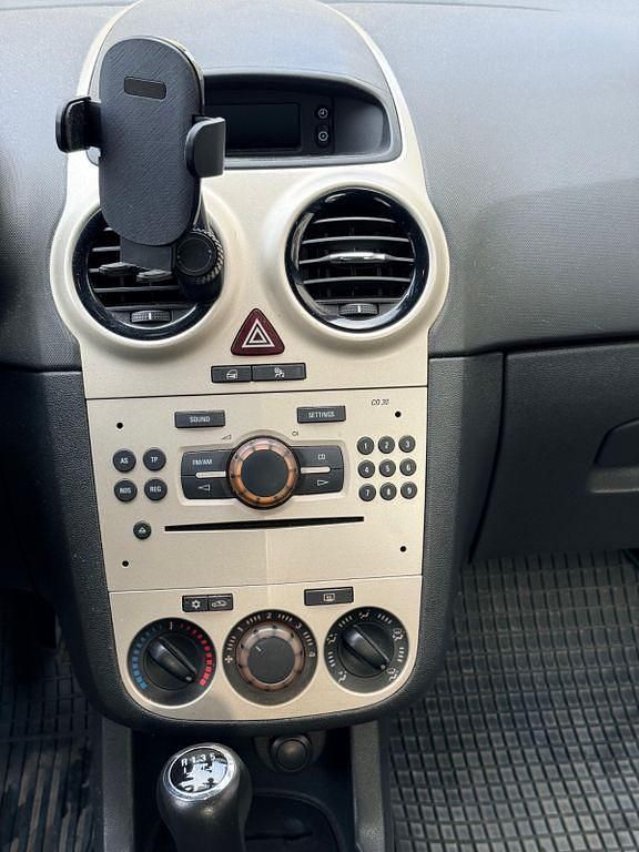 Gebraucht Opel Corsa 60 PS (44 kW) 2008 Gelb Kleinwagen