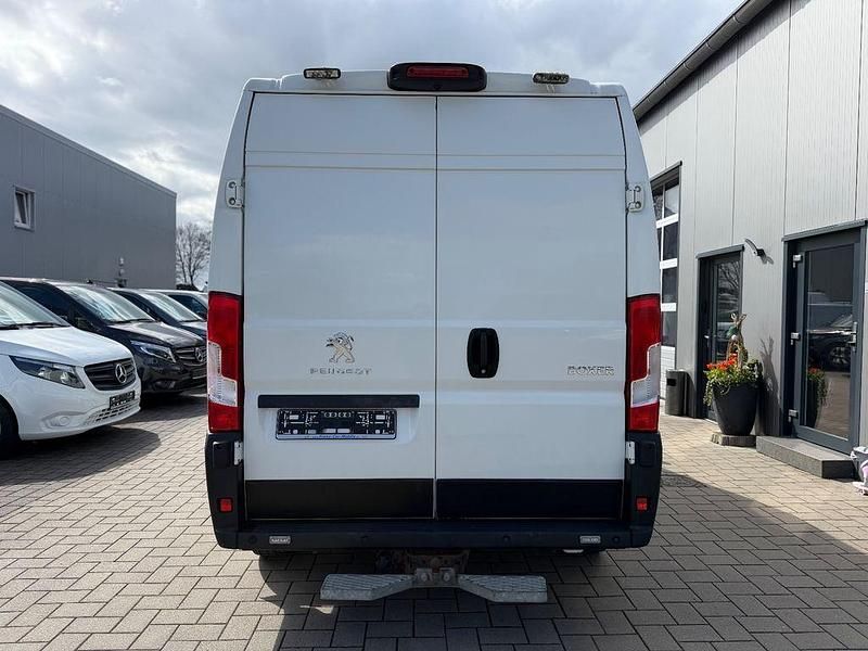 Gebraucht Peugeot Boxer Premium 140 PS (102 kW) 2020 Weiß Van