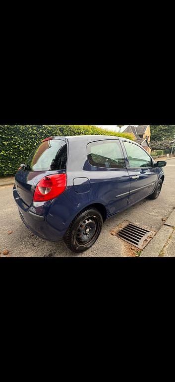Gebraucht Renault Clio II Exception 75 PS (55 kW) 2007 Blau Limousine