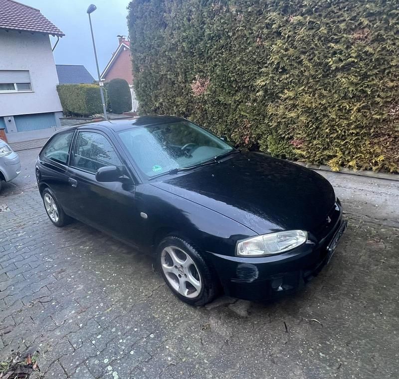 Schwarz Gebraucht 2004 Mitsubishi Colt Kleinwagen | 900 € (Superpreis) - Bild 1/4