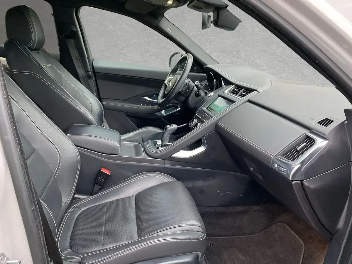 Gebraucht Jaguar E-Pace R-Dynamic 179 PS (131 kW) 2020 Grau SUV
