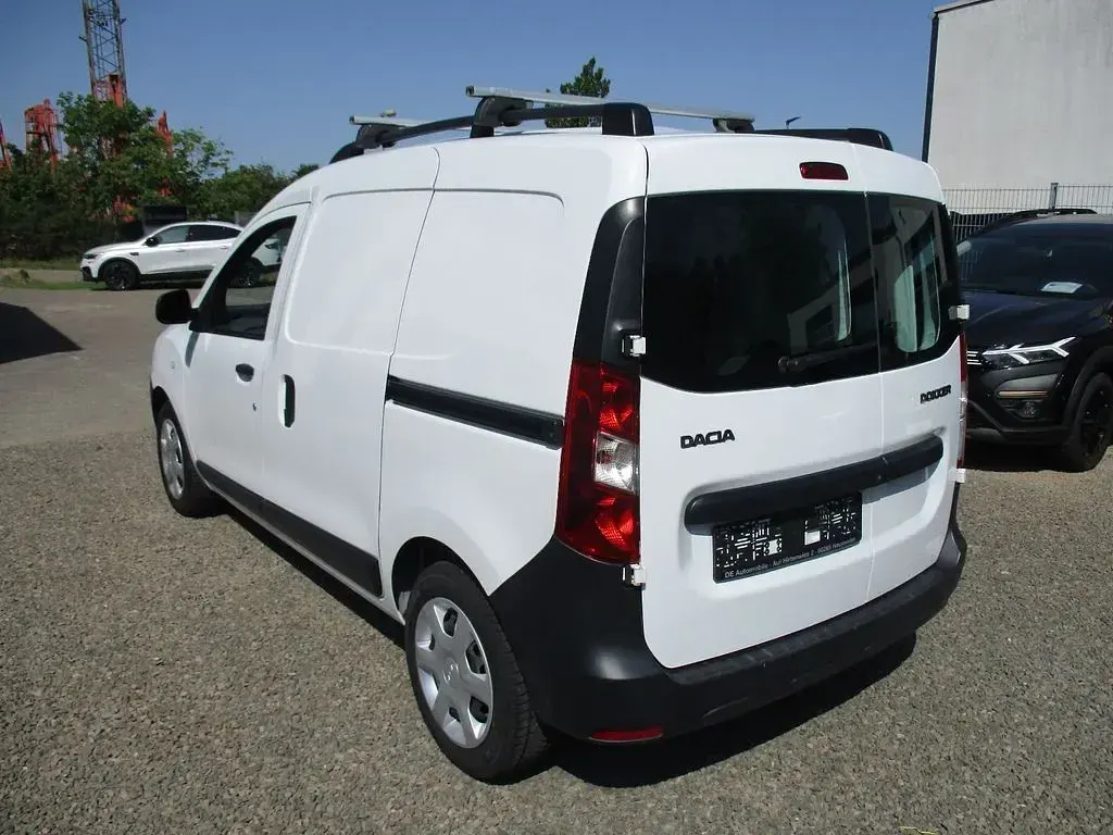 Gebraucht Dacia Dokker Comfort 95 PS (69 kW) 2020 Weiß Van / Kleinbus