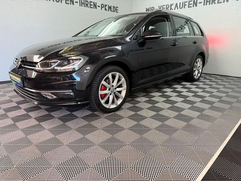 Schwarz Gebraucht 2017 VW Golf VII Highline Kombi | 11.999 € (Fairer Preis) - Bild 1/4