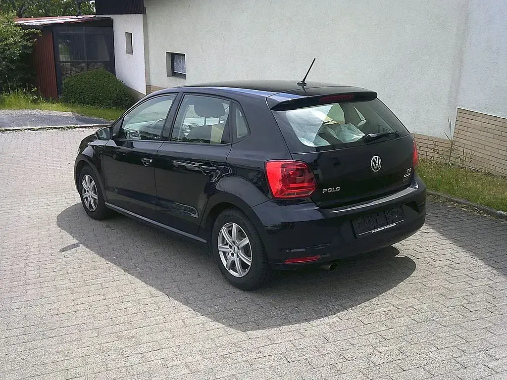 Gebraucht VW Polo Comfortline 90 PS (66 kW) 2014 Schwarz Limousine
