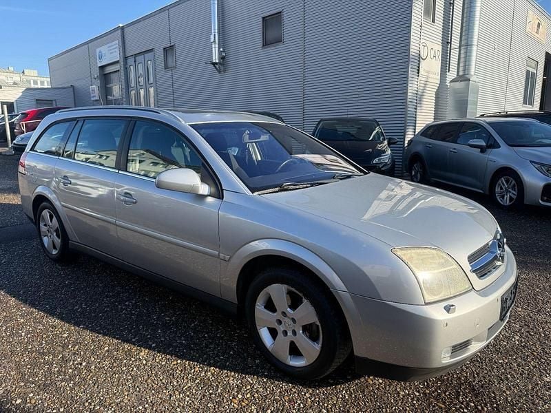Gebraucht Opel Vectra Cosmo 155 PS (114 kW) 2003 Silber Kombi