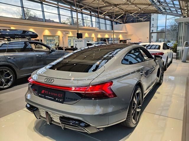 Neu Audi e-tron GT quattro Sport 570 kW (775 PS) 2026 Nimbusgrau perleffekt Limousine
